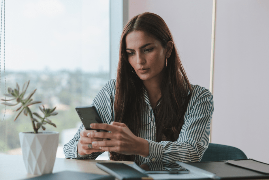 Featured image for Procrastination at work. The cost to an organization and how to support employees with procrastination?