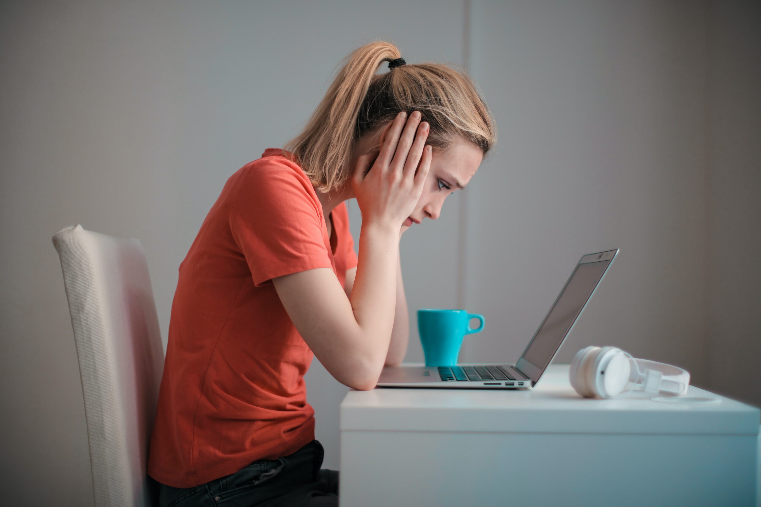 Featured image for Depression at work: 9 tips to address the issue and support employee wellbeing