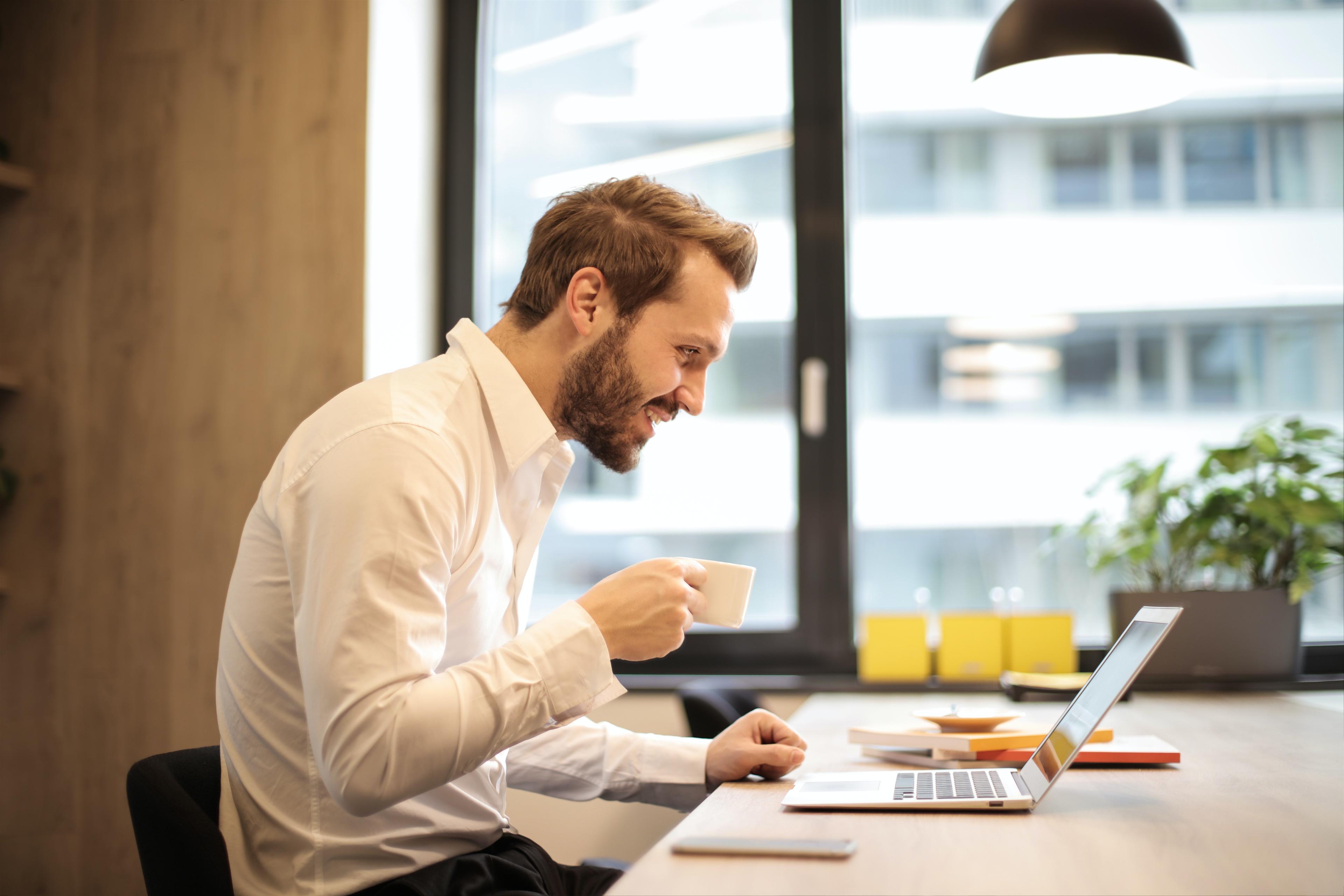 Featured image for 11 ways to reduce workplace stress levels for employees