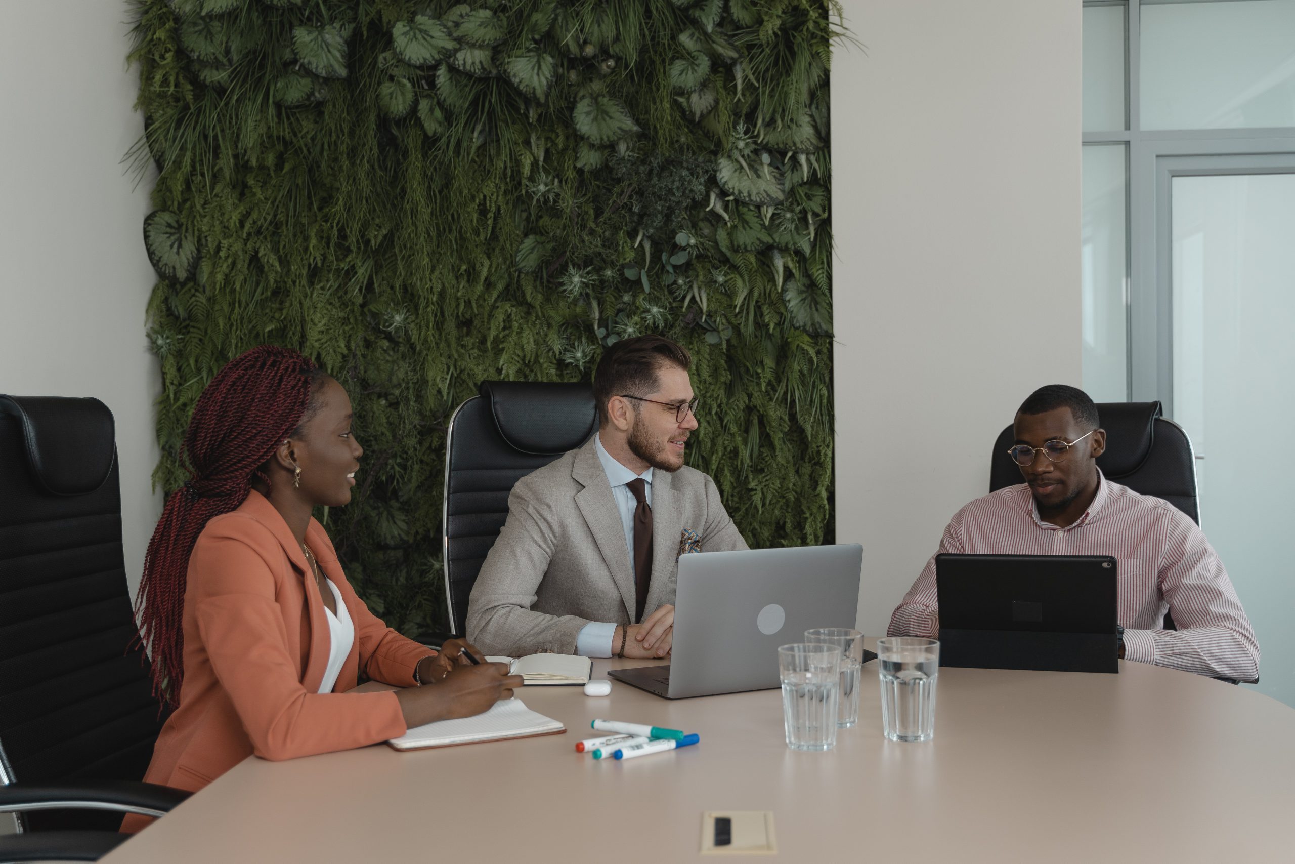 Featured image for Mental health employee resource group: What it is and how it can contribute to employee wellness