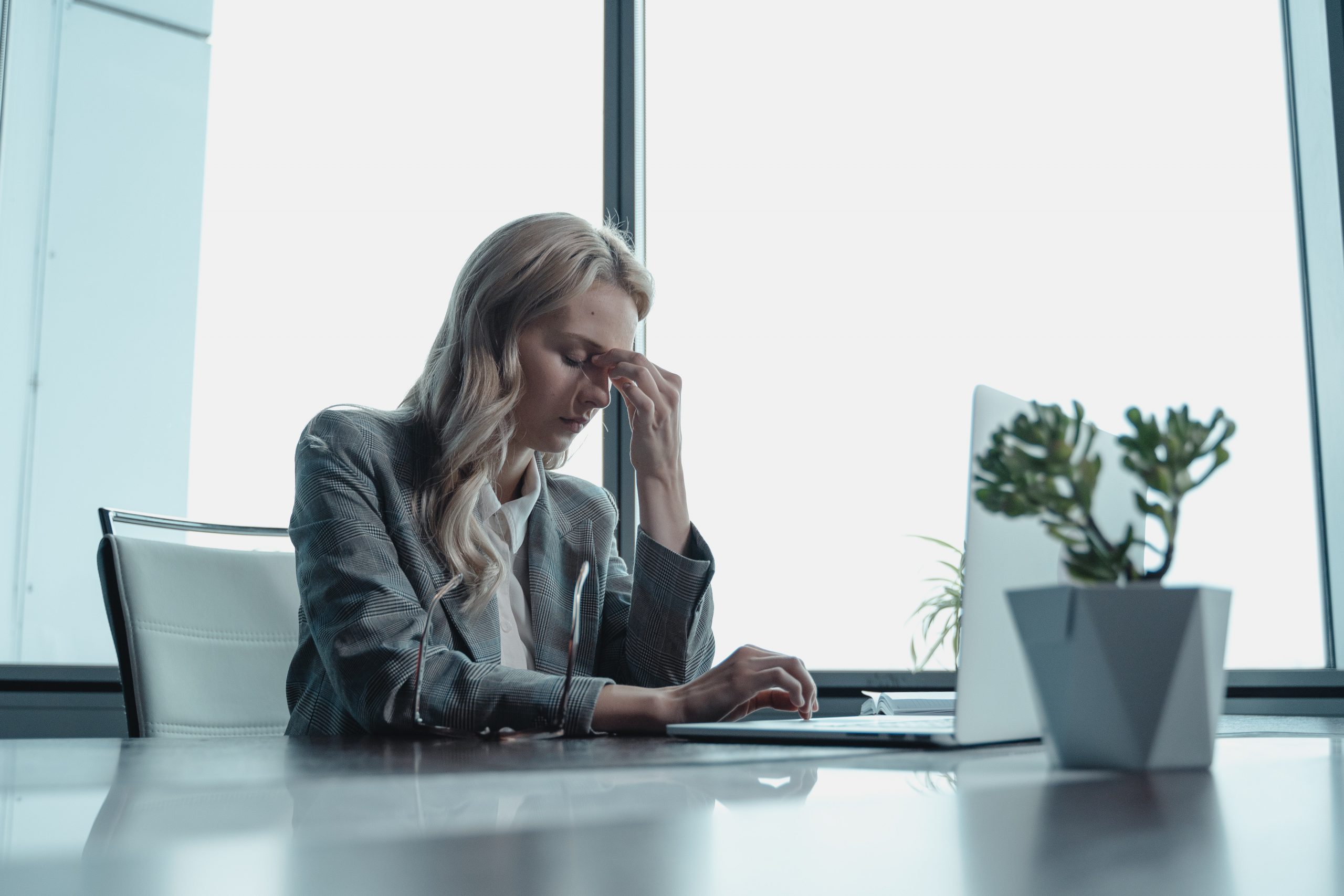 Featured image for Burnout: signs, impact, recovery and coping strategies